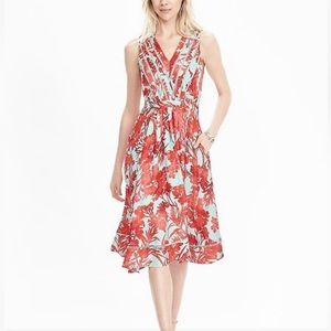 Banana Republic Floral Vee Sleeveless Dress V-Neck Ladder Seam Pleated A-line